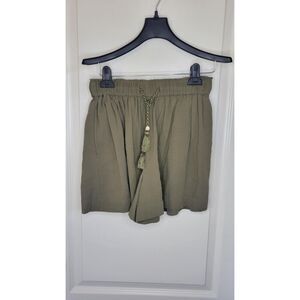 Faherty Marina Drawstring Seersucker Shorts in Military Olive